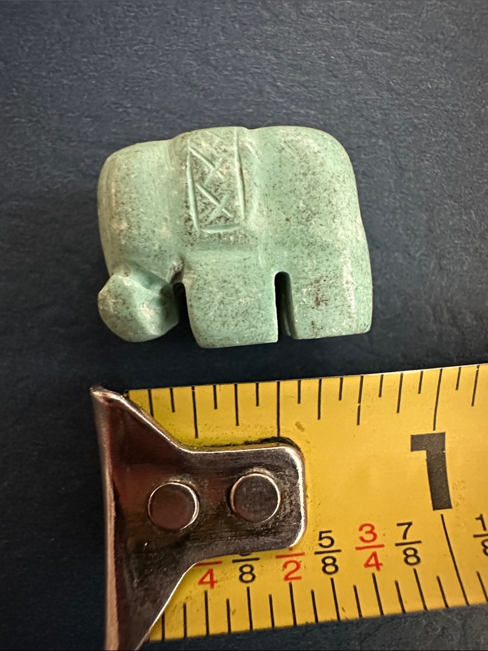 Rare Vintage Carved Turquoise Elephant bead B - Picture 7 of 7